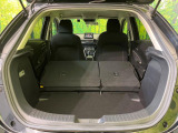普段のお買い物や通勤、送迎等に十分な荷室スペースを確保しております。セカンドシートを倒すと、大きな荷物の積載も可能です♪