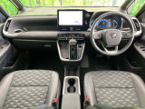 ヴォクシー 1.8 ハイブリッド S-Z 