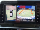 駐停車には便利なアラウンドビューモニター搭載。サイドモニターの切り替えも可能です。