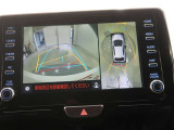 バックガイドモニターで、後方を確認しながら安心して駐車することができます。運転初心者も熟練者も必須の機能ですよ!