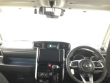 見通しのよいすっきりとした視界で、誰でも運転しやすいです。運転のしやすさは疲れにくさにも繋がりますよ♪