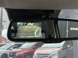 バックモニター付きで車庫入れも楽々