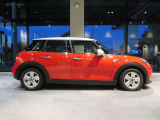 気になる車両へのご質問も大歓迎です。お気軽にMINI 一宮 0078-6002-369993 (無料)までご連絡ください!