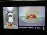 バックガイドモニターを装備しています、車庫入れもラクラクです。パノラミックビューモニターを搭載しています、上からの画像も表示されます。