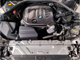 BMWのエンジンは世界的にも認められている高性能エンジンです。レスポンスがよく高回転型の心地よい吹きあがりなど駆け抜ける歓びのキーになる部分でございます。