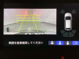 バックでの車庫入れも安心です! リアカメラが付いているバックモニター付のナビを装備しております。バンパーについているソナーや、操作線もついており距離感も画面から確認できます。