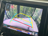 【バックカメラ】駐車時に後方がリアルタイム映像で確認できます。大型商業施設や立体駐車場での駐車時や、夜間のバック時に大活躍!運転スキルに関わらず、今や必須となった装備のひとつです!