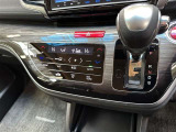 ハンドルに近い位置で、運転席からも見やすく操作しやすい ☆★インパネシフト★☆ どのギアに入っているか一目瞭然(^^)