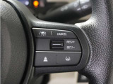 ◆アダプティブクルーズコントロール◆予め設定した車速内でクルマが自動的に加減速。前走車との適切な車間距離を維持しながら追従走行します。【LKAS】車線維持支援システムでステアリング操作を支援。