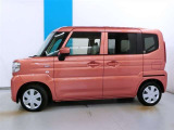 この度は、当社の展示車をご覧いただきまして、誠に有難うございます。自信をもってお勧めできる車となりますので、ごゆっくりご覧頂きたいと思います。