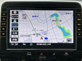 タッチパネルで簡単操作日産オリジナルメモリーナビ