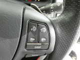 【ステアリングスイッチ】ハンドルから手を離さずに、操作が出来るスイッチです。(現車でのご確認をお願い致します)