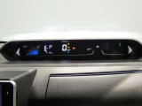 【メーター】走行距離4.1万km。視認性の高いデジタル表示が正確な情報を伝えます。メンテナンスも行き届いており、これから一緒に多くの思い出を作っていける良好な状態です。