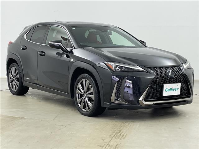 UX 250h Fスポーツ 4WD 本革シート