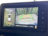 【パノラマモニター】専用のカメラにより、上から見下ろしたような視点で360度クルマの周囲を確認することができます☆死角部分も確認しやすく、狭い場所での切り返しや駐車もスムーズに行えます。