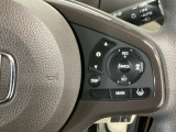 【アダプティブ・クルーズ・コントロール】予め設定した車速内でクルマが自動的に加減速。 前走車との適切な車間距離を維持しながら追従走行し、高速道路でのドライバーの疲労を軽減してくれる嬉しい機能付♪
