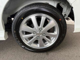 ご納車のお渡し前も当社のメカニックが最善の整備をしますので、ご安心下さい。