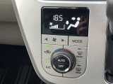【 オートエアコン 】車内温度を感知して自動で温度調整をしてくれるのでいつでも快適な車内空間を創り上げます!//