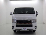 トヨタが誇る商用バン!信頼性も高いハイエース!