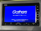【純正ナビ】人気の純正ナビを装備しております。ナビの使いやすさはもちろん、オーディオ機能も充実!キャンプや旅行はもちろん、通勤や買い物など普段のドライブも楽しくなるはず♪