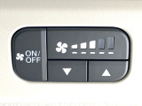【サーキュレーター】エアコンの風を後部座席まで届けてくれ、広い車内空間でも素早く快適な温度になります♪真夏や真冬に便利な機能です。
