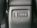 インパネ下、各種操作スイッチ