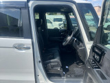 1列目シートです。足元までゆったりとご乗車頂けます!!