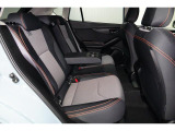 後席でも驚くほど広く、全員がゆったりくつろげて会話も弾むので、お出かけが愉しくなります。