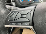 ステアリングスイッチでオーディオ操作が可能です。