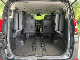 【パワーバックドア】スマートキーや運転席のボタンを押すだけでリアゲートが自動で開閉します!荷物を持っている時や、高い位置にあるバックドアを閉める際に便利な機能です♪