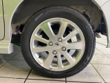 【純正14インチアルミホイール】外観にマッチした純正アルミホイールを装着しております。各種社外アルミホイールや、スタッドレスタイヤも取扱いしております。是非ご相談ください♪
