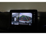 ★マルチビューカメラシステム★ギヤをRに入れるとナビの画面には上空から見下ろし感覚の映像がドライバーをアシスト★
