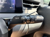 アダプティブヘッドライト付き★フロントカメラで前方の状況を検知し、対向車や先行車のドライバーに眩しい思いをさせることなく、必要なところだけを遠くまで照射。つねに視認性の高い状態が維持されます。