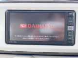 【純正ナビ】人気の純正ナビを装備しております。ナビの使いやすさはもちろん、オーディオ機能も充実!キャンプや旅行はもちろん、通勤や買い物など普段のドライブも楽しくなるはず♪
