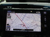純正メモリーナビ付き!!旅行など初めての場所で重宝します♪大人気の装備!
