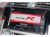 ナビのオープニング画面には「TYPE  R」のロゴが表示されます!