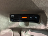 いまや快適なカーライフに欠かせないETCが付いています。