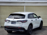 雨の日でもちょっと窓を開けて換気したい事ってありますよね。ドアバイザー付きなので雨の侵入を気にせず開けられます!