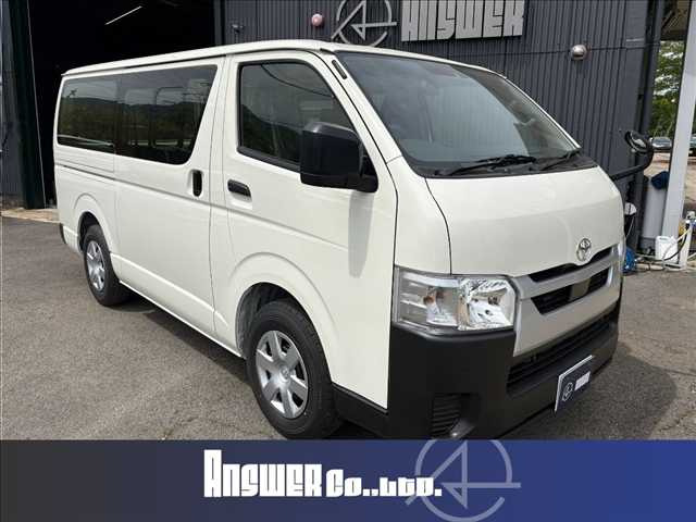 トヨタ ハイエースバン 