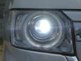 切れにくく明るいLEDヘッドライト装備!