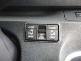 【電動スライドドア】運転席からでもオートでスライドドアの開閉が可能!同乗者にも優しく、とっても便利な機能です☆