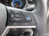 プロパイロット搭載!アクセル、ブレーキを自動でコントロールして前のクルマとの車間距離を保つ手助けをします。