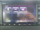 ホンダ純正ナビ装着車です!ナビ機能はもちろんオーディオ機能も充実しております!