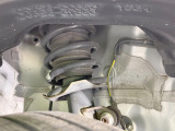 お車を安心してお乗りいただく為には、足回りの定期点検が欠かせません。サービスサポート(有償保証)では無料点検もご提供しており、安心のカーライフをお過ごしいただけるサポート体制が整っています。