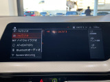安心のBMW認定中古車は100項目の箇所を徹底的にチェック致します。機械的な箇所や電気系、コンピューターなどをご納車前に点検し、交換基準に達した部品は全て新品に修理返品した後にご納車致します。
