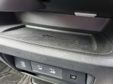 ワイヤレス充電あります♪