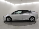 人気のお車が入庫しましたよ!!皆様のご来店お待ちしています!