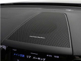 【harman/kardon】世界のオーディオファン垂涎のプレミアムサウンドシステムを搭載。原音に近い音場空間を忠実に再現。乗る人すべてに最良の音響体験を提供します。