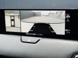 360&deg;ビューモニターを搭載しています。パーキングセンサーと合せてお使いいただくことで、安全、安心にお車の取り回しを行っていただけます。