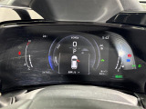 【スピードメーター】メーターがシンプルで見やすく運転しやすいですね!